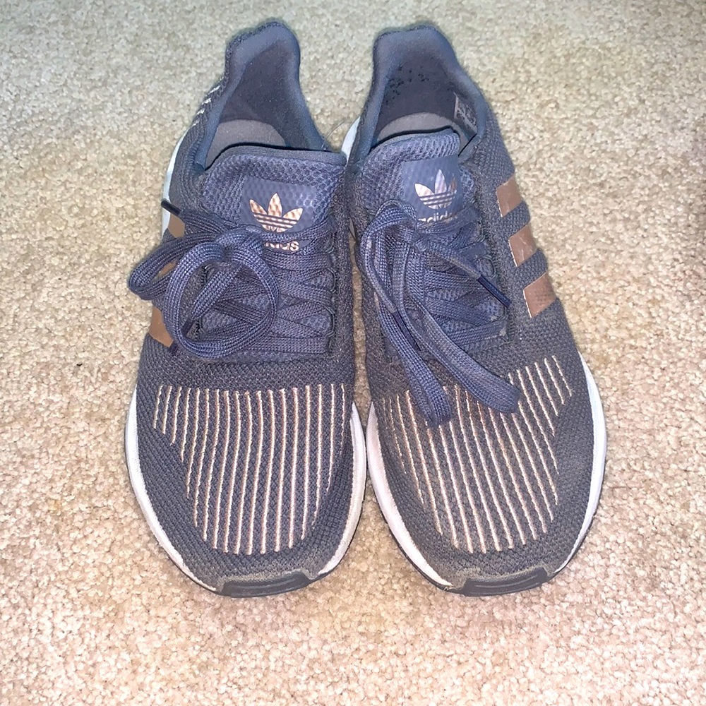 Adidas Swift Run Shoes